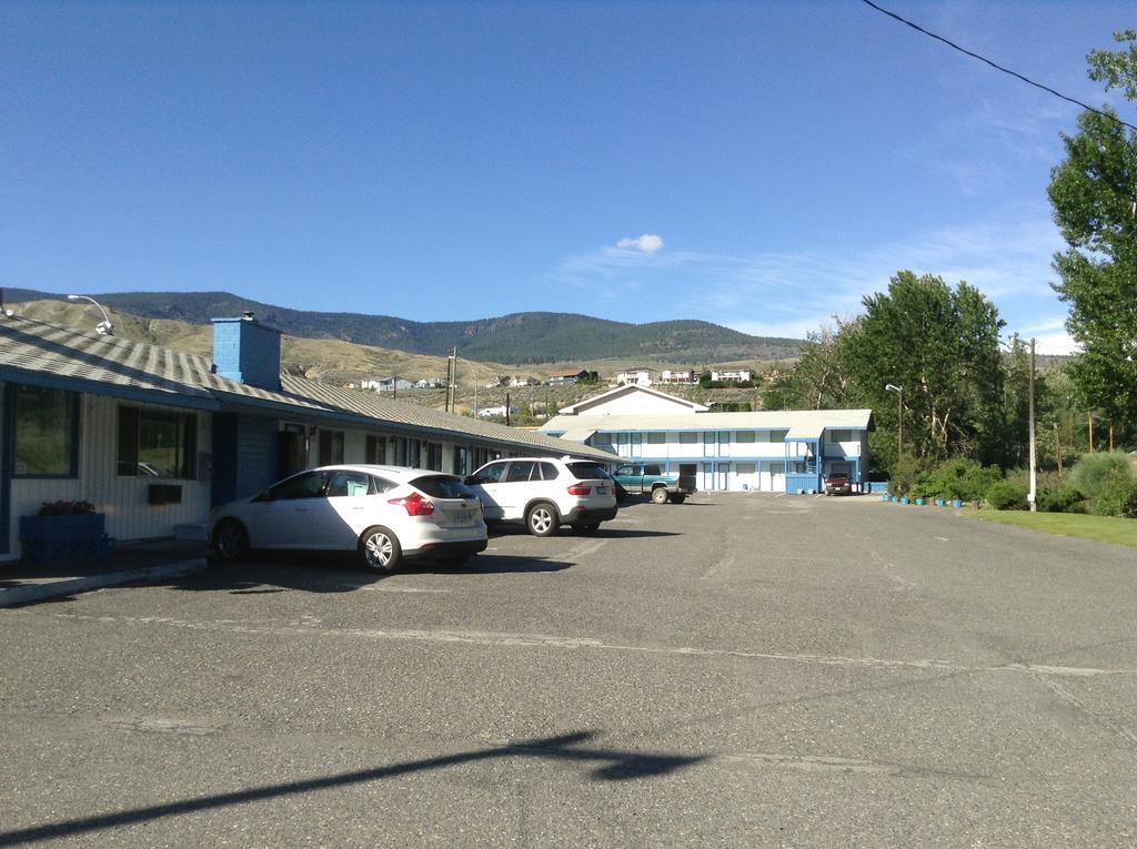Tumbleweed Motel Cache Creek Esterno foto