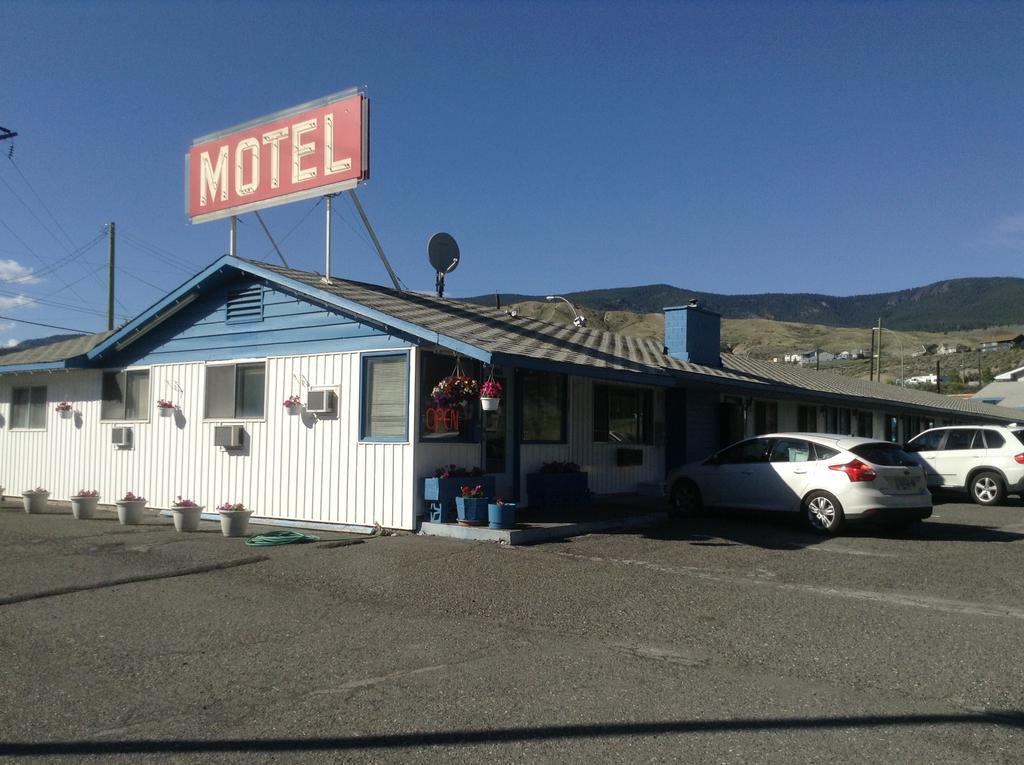 Tumbleweed Motel Cache Creek Esterno foto