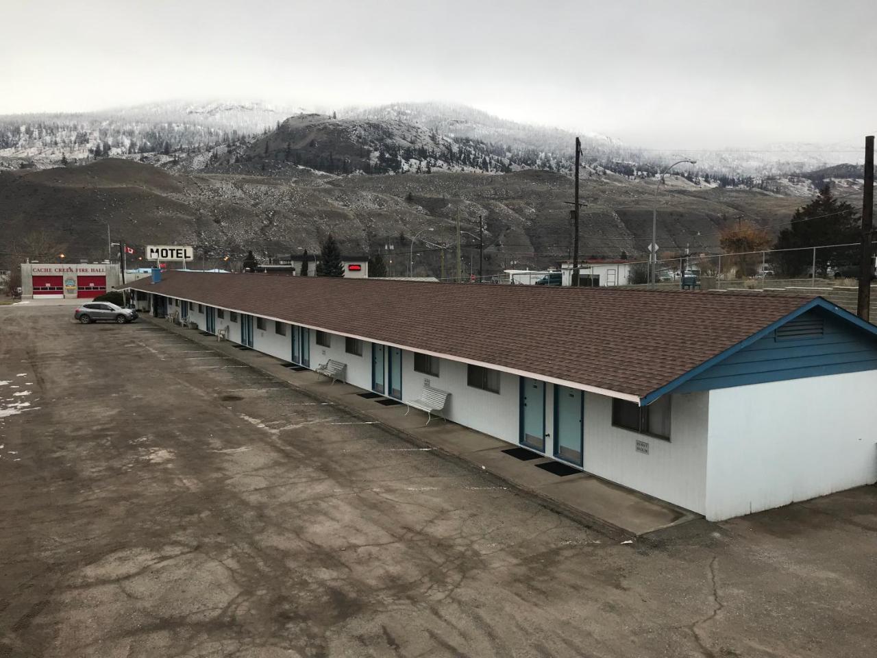 Tumbleweed Motel Cache Creek Esterno foto